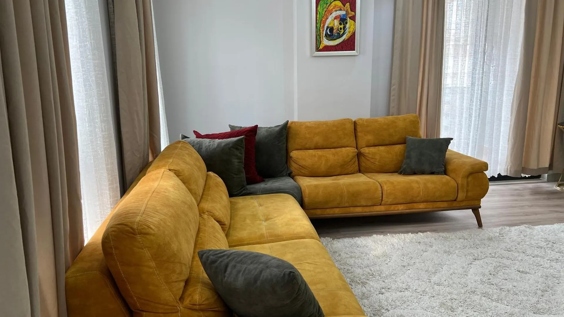 Dueden Selalesine Yakin Sik Genis Ve Rahat Daireler Antalya Turkey