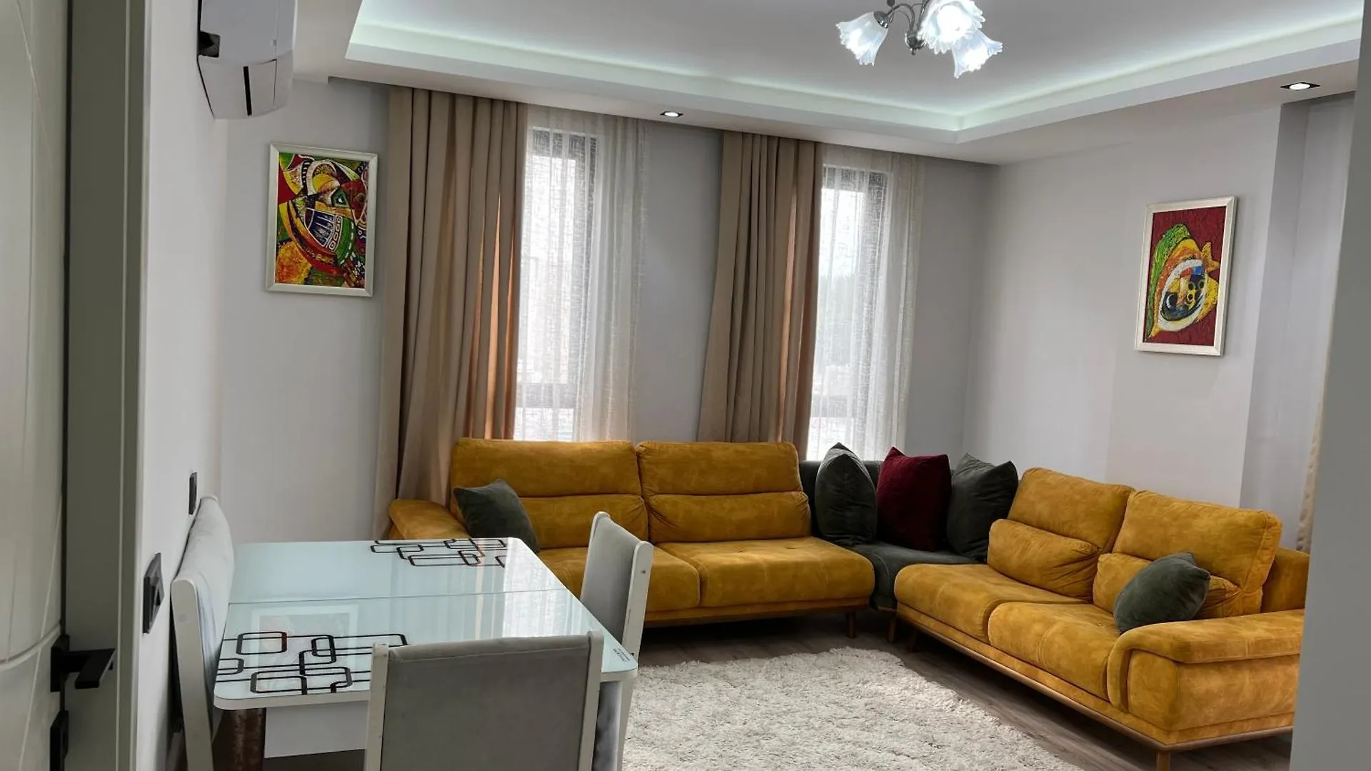 Dueden Selalesine Yakin Sik Genis Ve Rahat Daireler Antalya Apartment