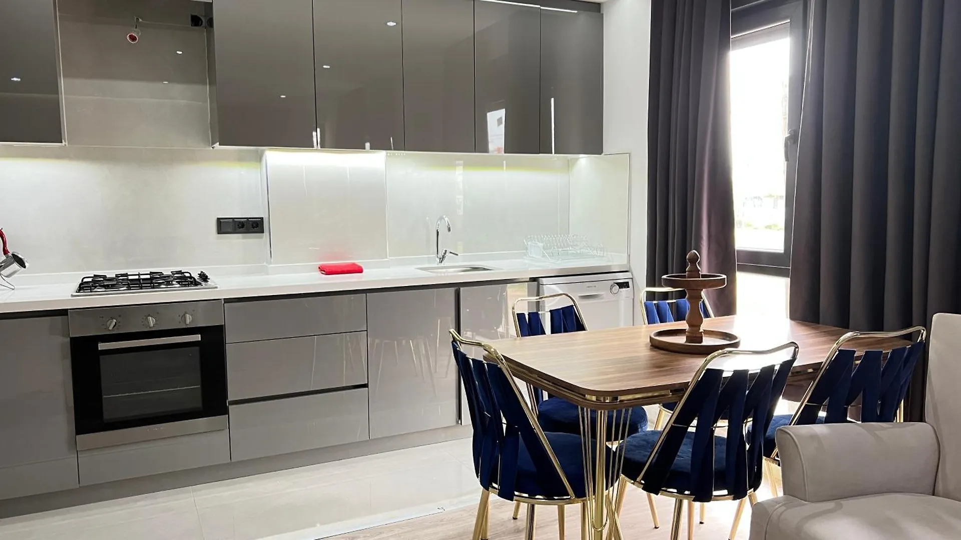 Apartment Dueden Selalesine Yakin Sik Genis Ve Rahat Daireler Antalya